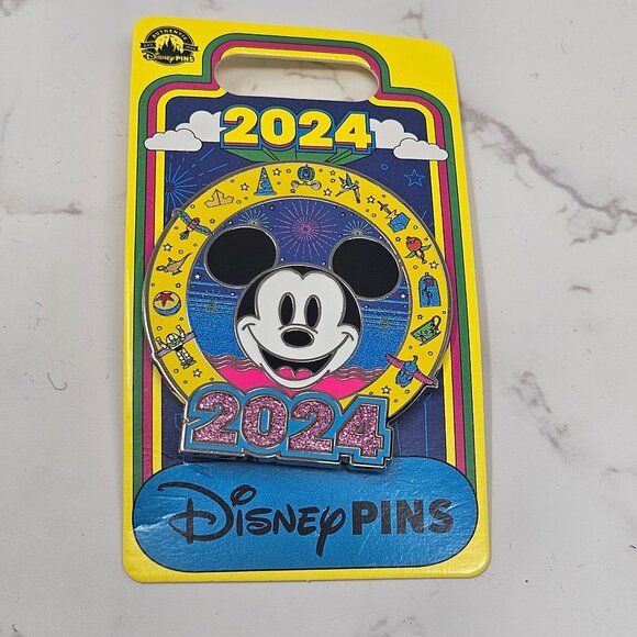 2024 Disney Parks Mickey Face Pin - Picture 1 of 2